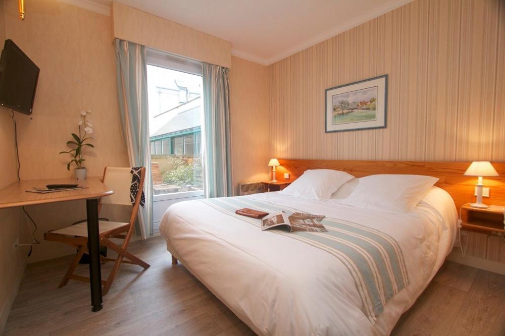 Hotel Sully Nogent-le-Rotrou Eksteriør billede